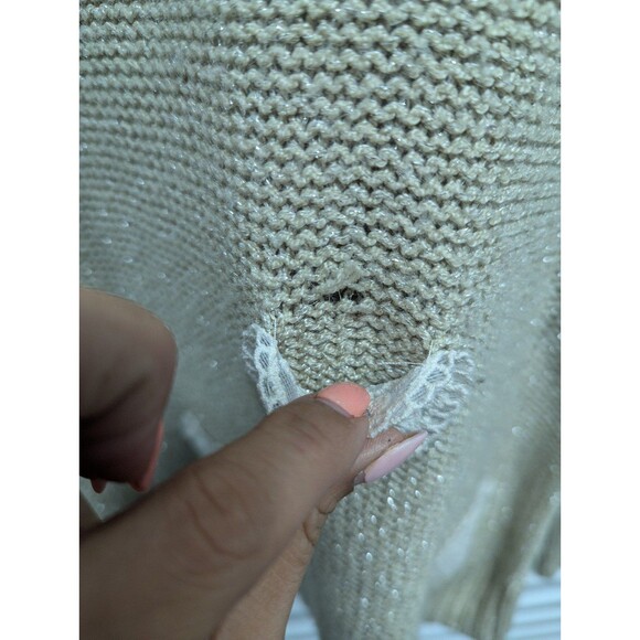 Lauren Conrad Size Large Beige and Lace Heart Sweater - Picture 6 of 8